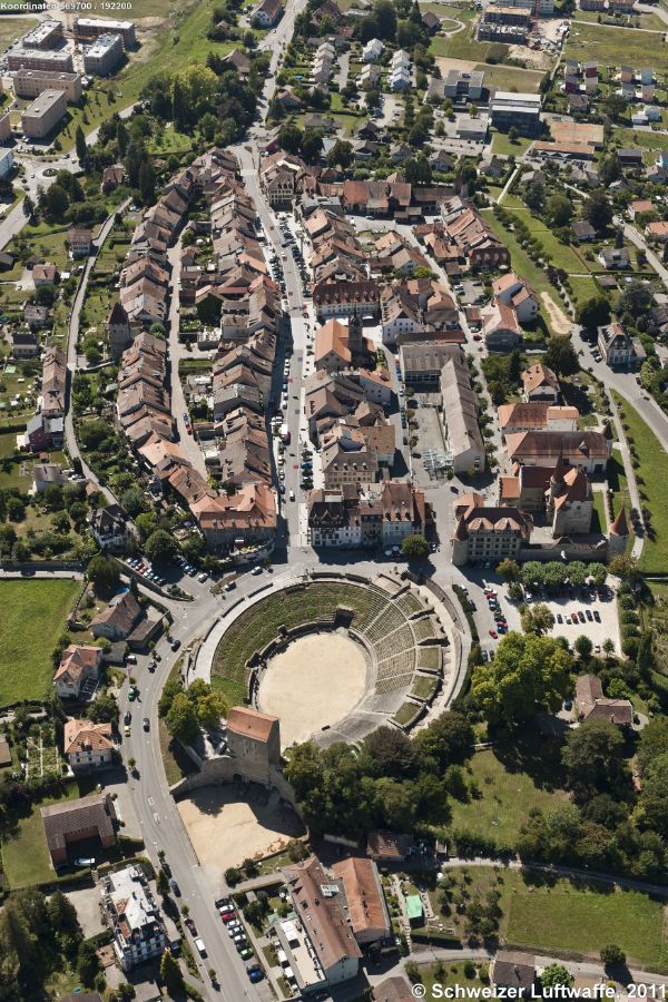 Avenches (Aventicum); Amphitheater